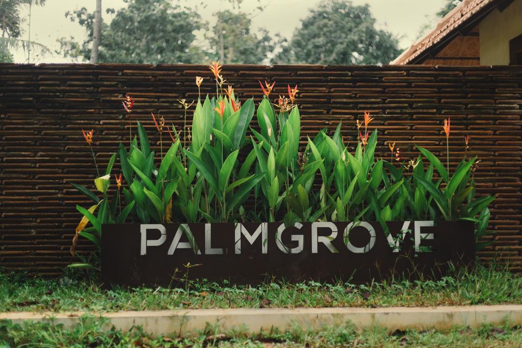 Palmgrove Lake Resort Alappuzha Esterno foto